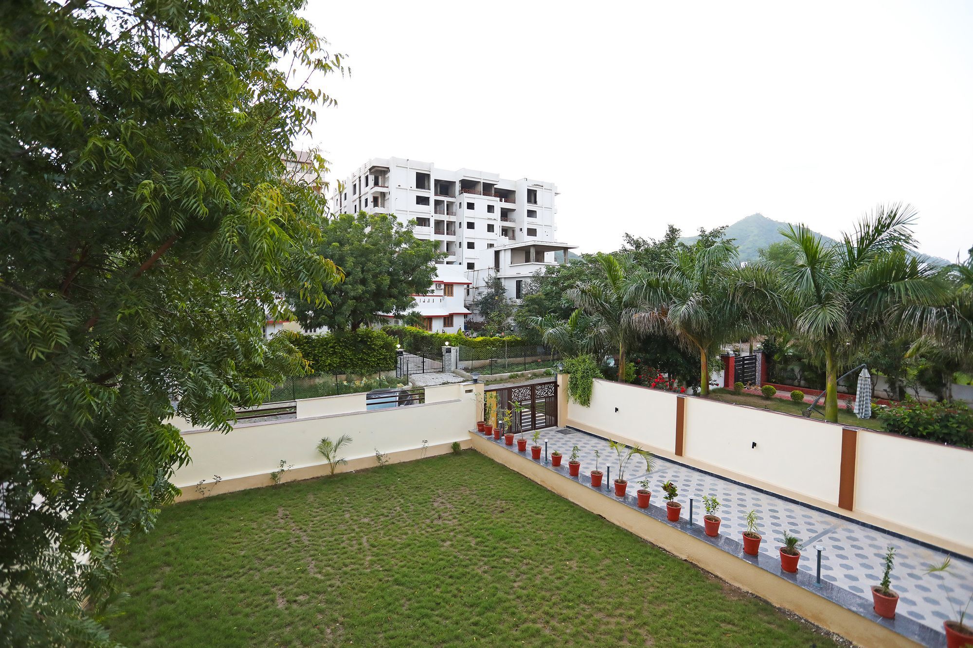 Oyo 9428 Hill View Room Goverdhan Vilas Udaipur Dış mekan fotoğraf