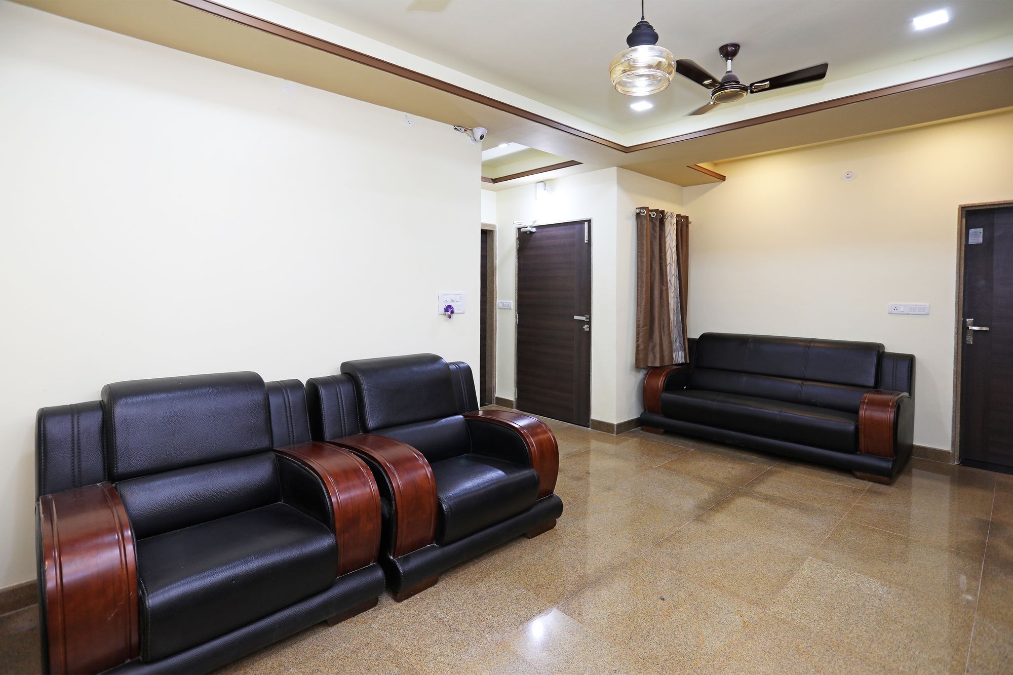 Oyo 9428 Hill View Room Goverdhan Vilas Udaipur Dış mekan fotoğraf