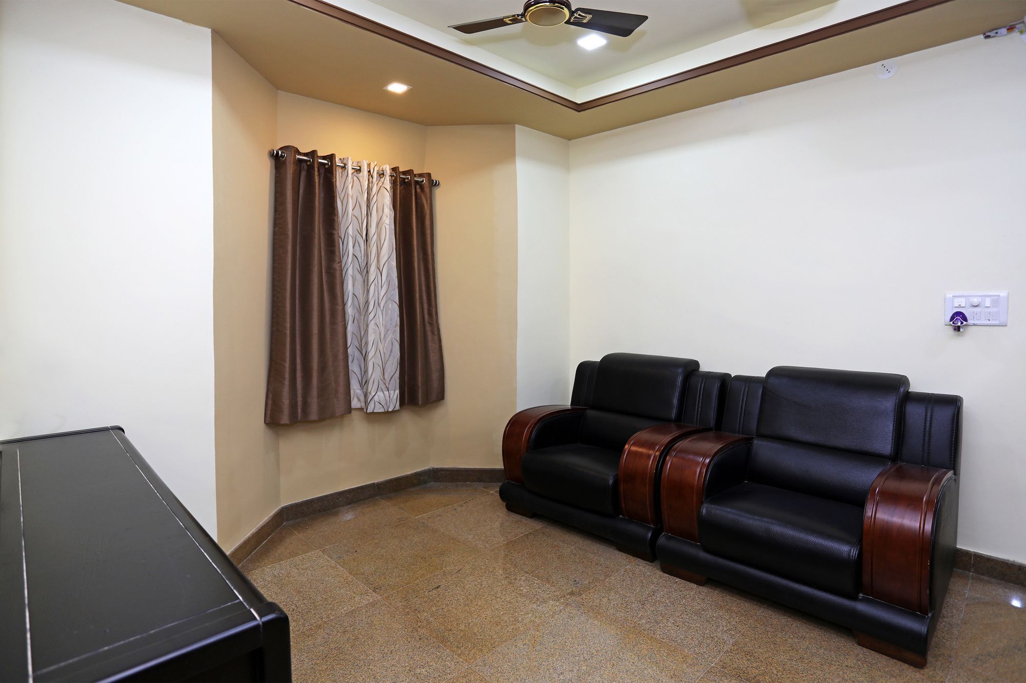 Oyo 9428 Hill View Room Goverdhan Vilas Udaipur Dış mekan fotoğraf